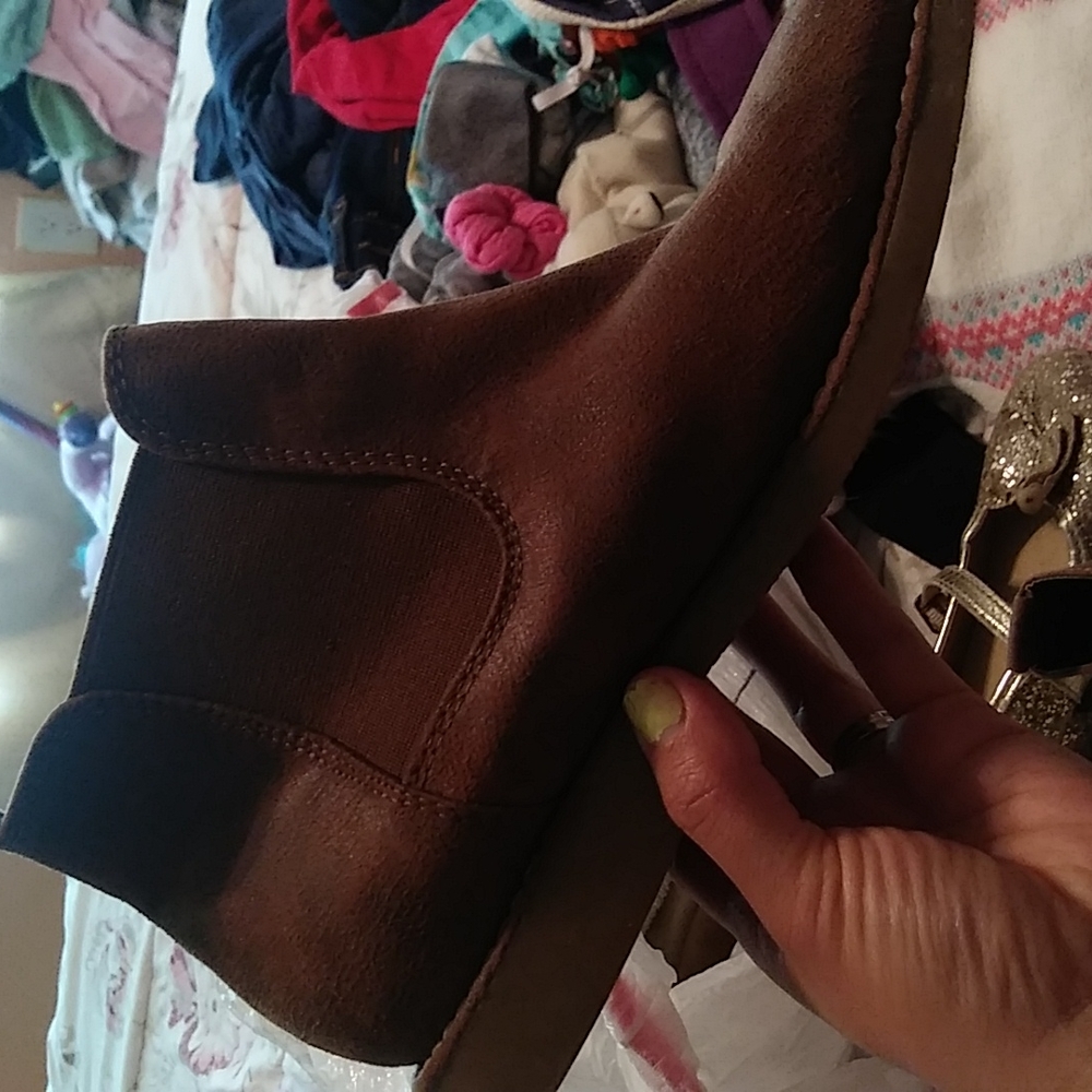 Women's boots